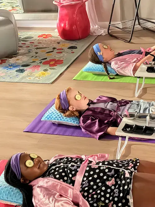 Girls enjoying a Spa-tastic party